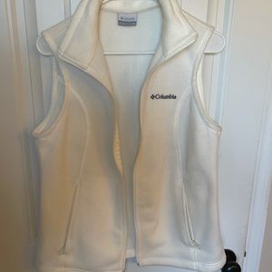 Women’s Columbia White Fleece Vest. Size Medium.